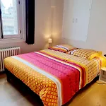 Face A L'hotel De Grand Et Lumineux Apartment Angouleme