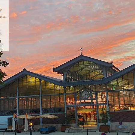 Lejlighed Face A L'hotel De Grand Et Lumineux *