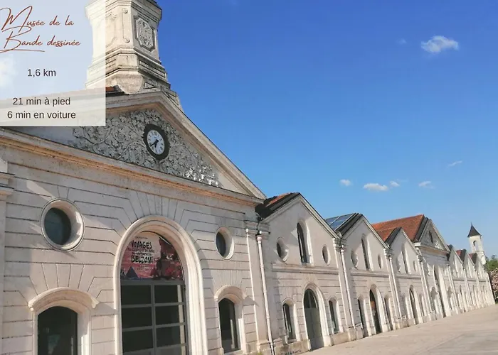Apartment Face A L'hotel De Grand Et Lumineux